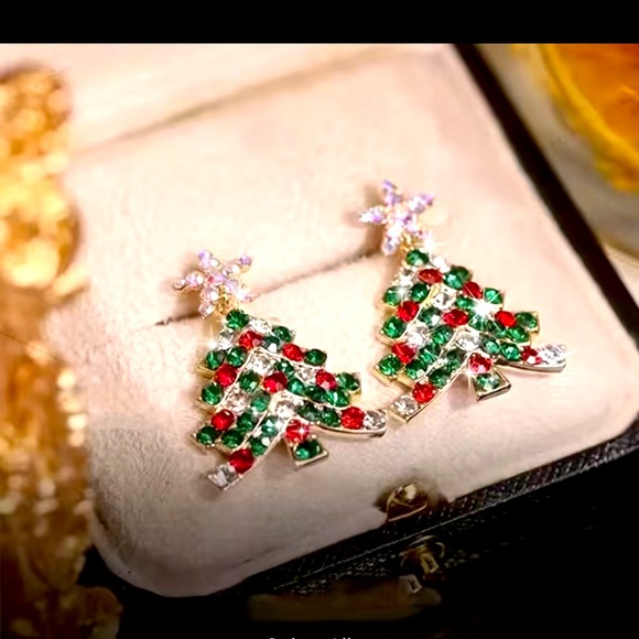New Rhinestone Christmas Tree Earrings - Picture 1 of 2